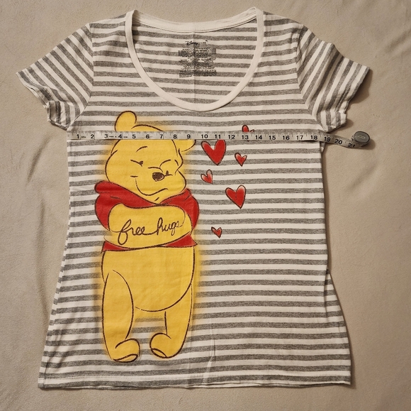 NWOT Disney Parks Winnie the Pooh Tee - Picture 3 of 7